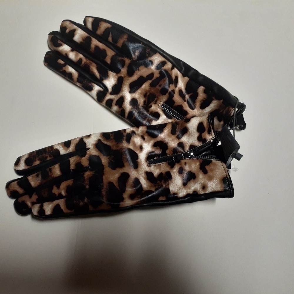 Vince Camuto Animal Print Gloves Size M - Picture 3 of 6